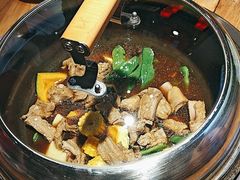 -老何二婶家铁锅炖·东北菜(白石洲店)