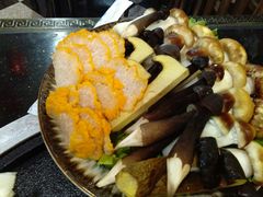 -香香腊排骨.野生菌火塘总店(束河店)