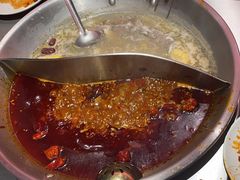 -洞子口重庆鲜货火锅(楚翘城旗舰店)