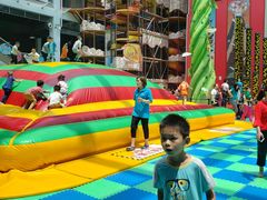 -蒙特利亲子乐园