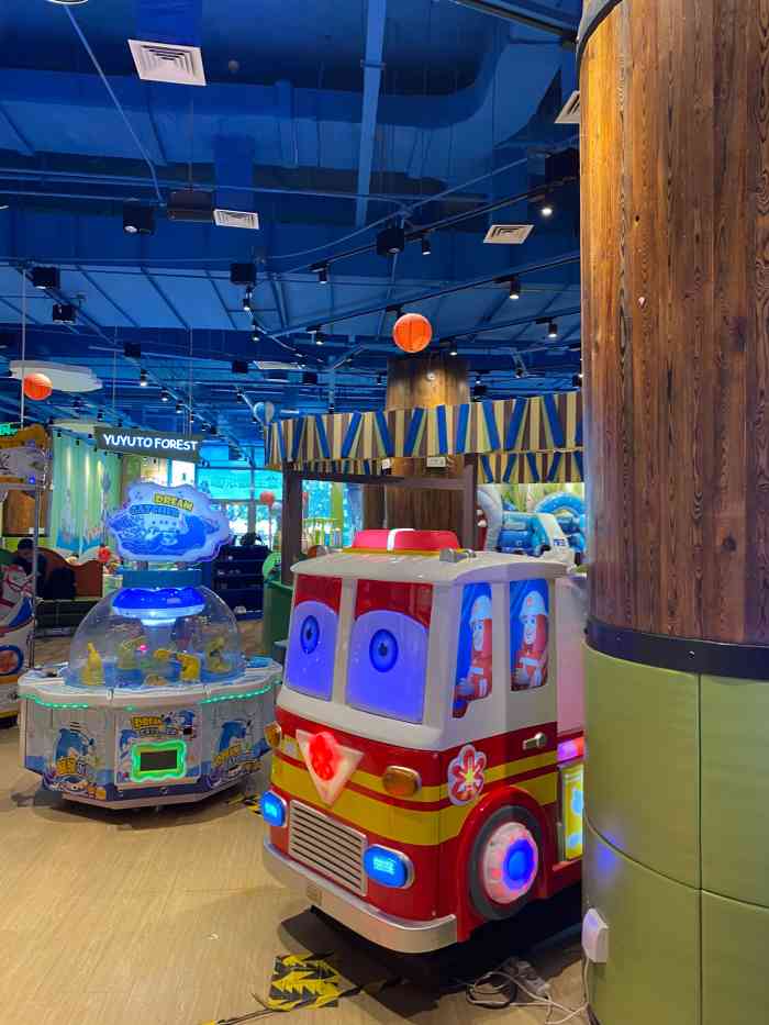 悠游堂(龙德广场海盗主题店)-"首先说进场,报了电话很快就安排入场了.