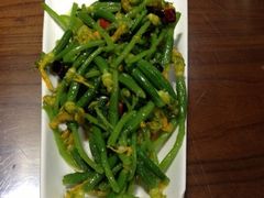 乳瓜苗-老兰家传统烧烤炒菜泡馍(小南门店)