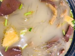 金陵鸭血粉丝汤-弄堂小笼包(天津南开大悦城店)