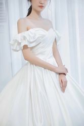 -洋洋婚纱品牌集合店