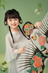 -童画王国儿童摄影(吉大店)