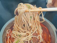 -薛记襄阳香辣牛肉面(平安路店)