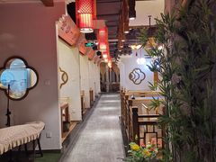 -万重锦·人文川菜馆(骡马市店)