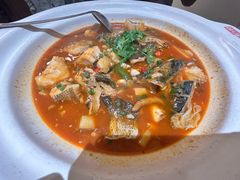 -魏铭鱼头捞饭(晋阳路店)