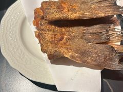 秘制炸鱼尾-阿里家·新疆烤肉酒場