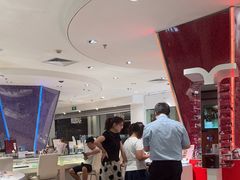 -巴黎三城(百联南方购物中心店)