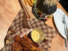 -三勾JJJ Burger&Coffee(梅溪湖店)