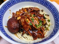 -沪西老弄堂面馆(定西路店)