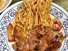 -李与白包子铺(桐梓林店)