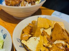 -红猪卤肉饭(大西洋美食城店)