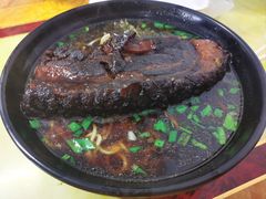 -小龙大肉面馆