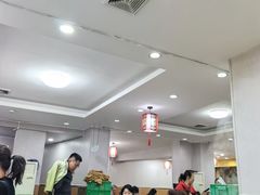 -濠轩阁特色生蚝火锅(水湾路店)
