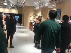 -七鲜超市(瑞虹天地太阳宫店)