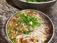 -正宗杨记普洱酸醋米线(总店)