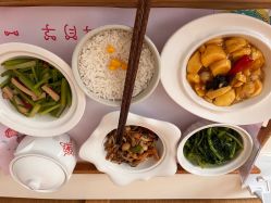 -月满阁月子中心(莲湖区店)