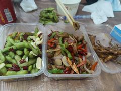 爆炒卤肥肠-蓝精灵饺子店