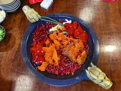 -黄潇洒老火锅(九眼桥宏济巷店)