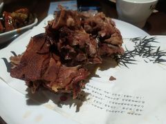 -东口码头·烧鸽子·鱼头泡饼·地方菜(金鹰悦城店)