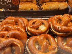 -BUTTERFUL&CREAMOROUS 黄油与面包(西单大悦城店)