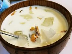 椰奶清补凉-志龙皇冠吃货椰子铺