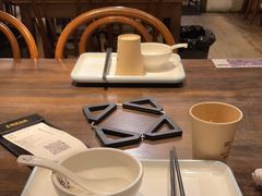 大堂-乔街深夜食堂·台州菜·高压锅生蚝(杭州总店)