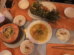 -Lanterns Vietnamese Restaurant