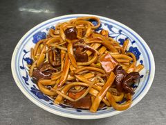 -珠宝街老左杂酱面馆