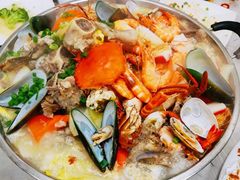 招牌海鲜骨煲-凤城康记饭店