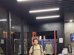 -洛克公园·篮球·足球·羽毛球(莘庄店)