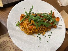 -Mark&Mars Restaurant