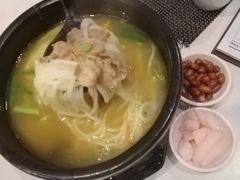 -滇越乘象云南餐厅(豆各庄店)