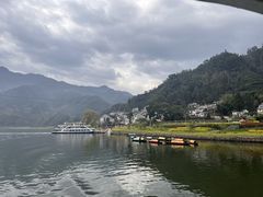 -新安江山水画廊风景区