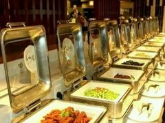 -蓝海国际大饭店·蓝钻自助百汇(兰山店)
