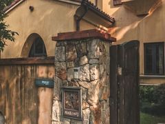 -美林湖温泉别墅度假村