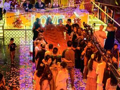 -喀什骑仕大观园