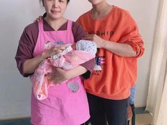 -臻爱住家月嫂育儿嫂(万达店)