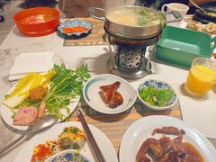 -金马门国际美食百汇(珞喻路店)