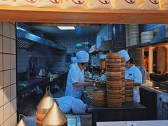 -馋三尺蟹粉小笼(人民广场店)