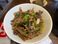 -富正毅三下锅·湘西韵味(天门山索道店)