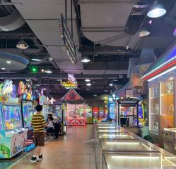 -菲菲羊乐园(临平银泰城店)