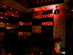 包房-歌神量贩式KTV(金谊店)