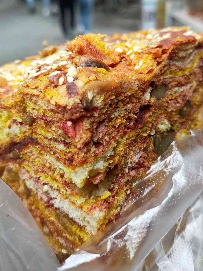 这个和面包,蛋糕比较,性价比简直不要太高,很扎实 「玫瑰千层饼」