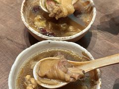 -蘑界·野生菌火锅(深业上城店)