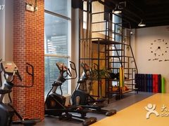 -VLines耀能运动Space&Flow(国贸店)
