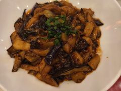 -侬佳蒸菜馆(听潮店)