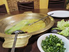 -颜氏双江清水鱼一养身火锅(磁器口店)